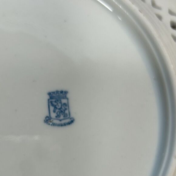 Schumann Dresden Bouquet Pierced Wall Plate 8" Germany Vintage Fine Porcelain - Picture 6 of 9